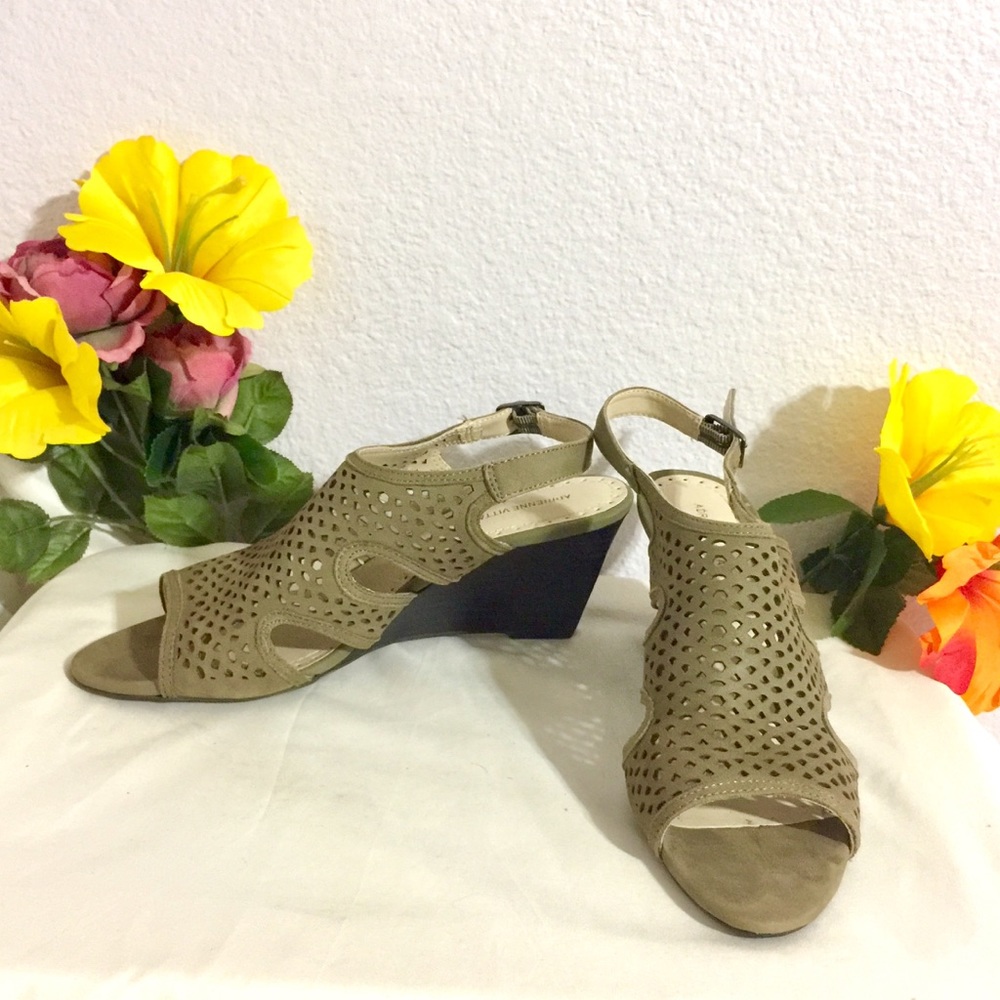 ADRIENNE VITTADINI wedge forest green